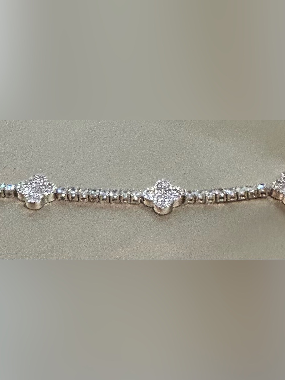 Sparkling Silver Clover-Link Bracelet with Cubic Zirconia